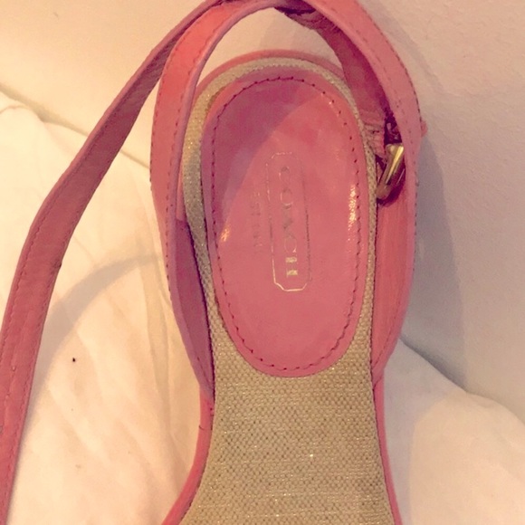 Coach pink cork wedge sandals. - Picture 7 of 7